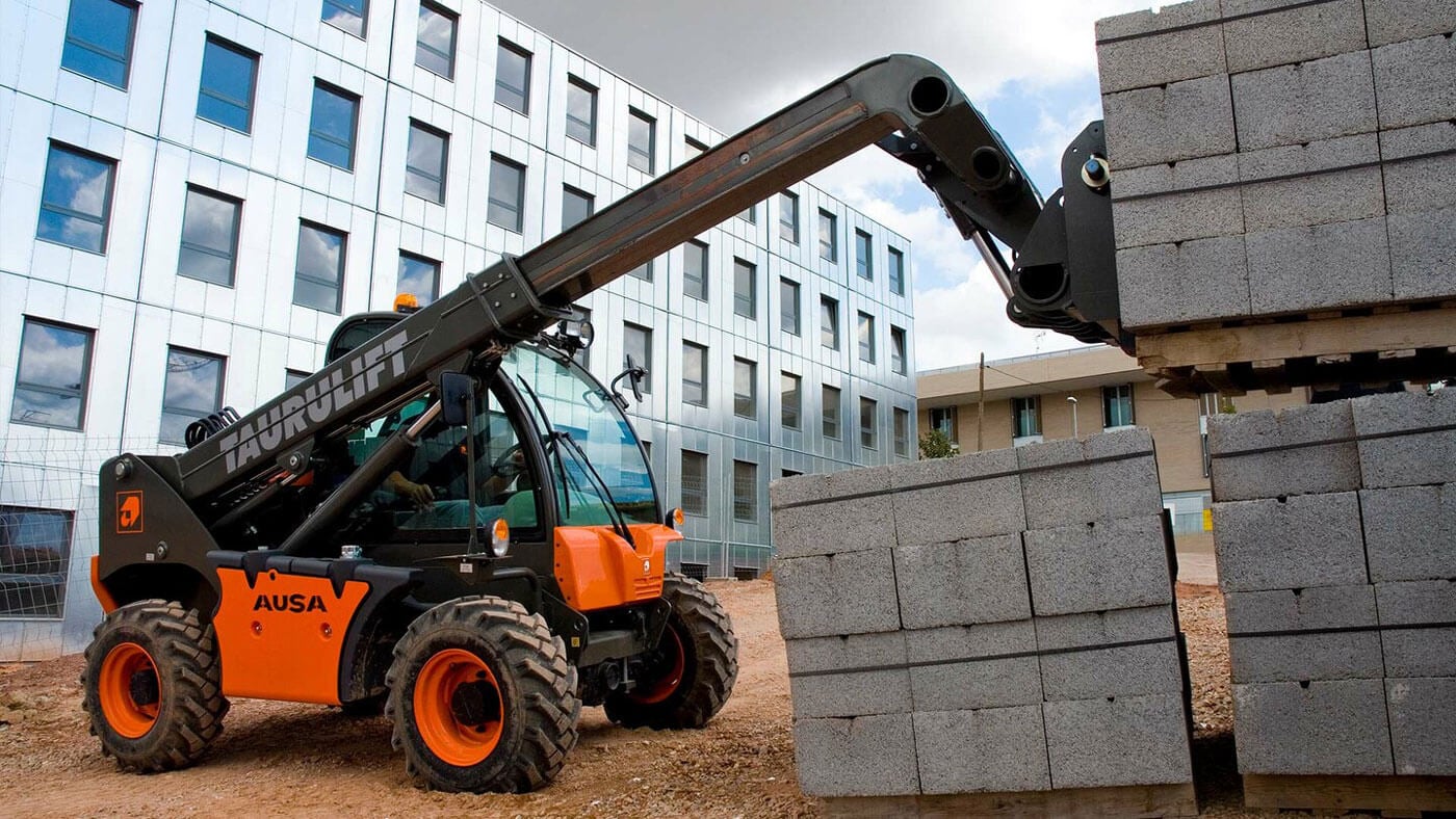 AUSA Telehandler